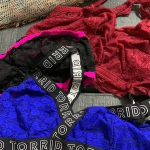 Set of 3 Torrid Sz 0 bralettes